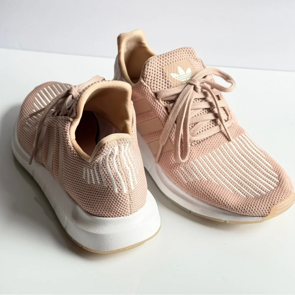 Adidas Swift Run Sneakers Size 8